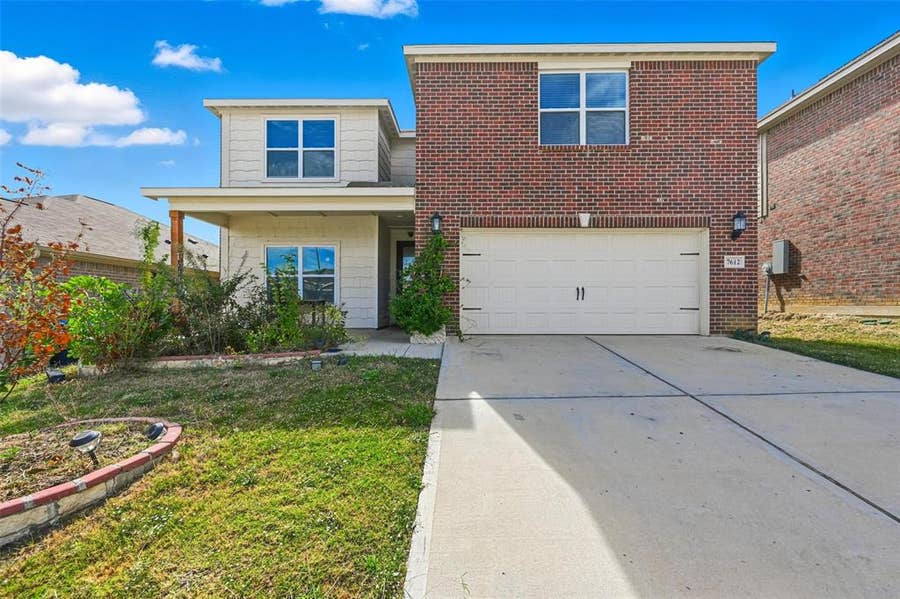 Property photo for 7612 Duck Bay Road, Fort Worth, TX