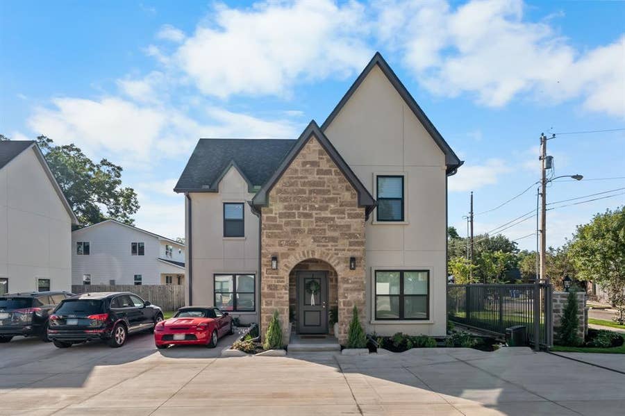 Property photo for 2700 S 2nd, #A, Waco, TX