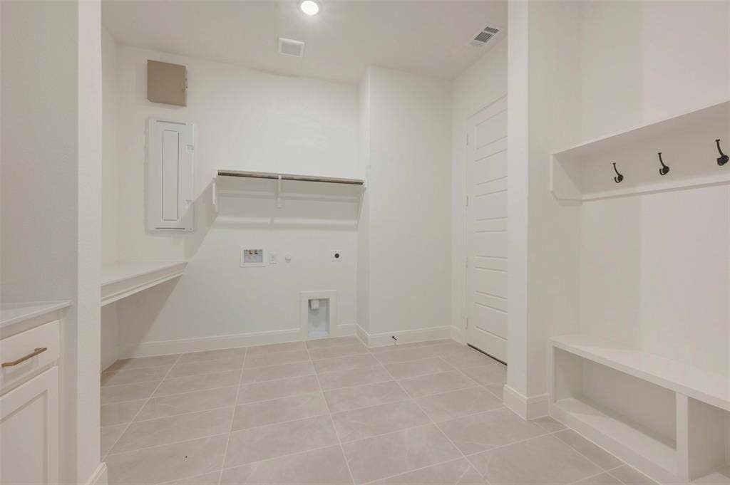 2801 Half Moon Way, Northlake, TX 76247