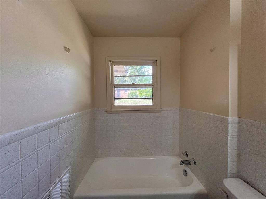 509 Davis Drive, Athens, TX 75751 509 Davis Drive, Athens, TX 75751