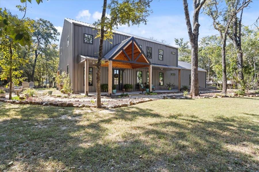 Property photo for 647 County Road 3318, Greenville, TX