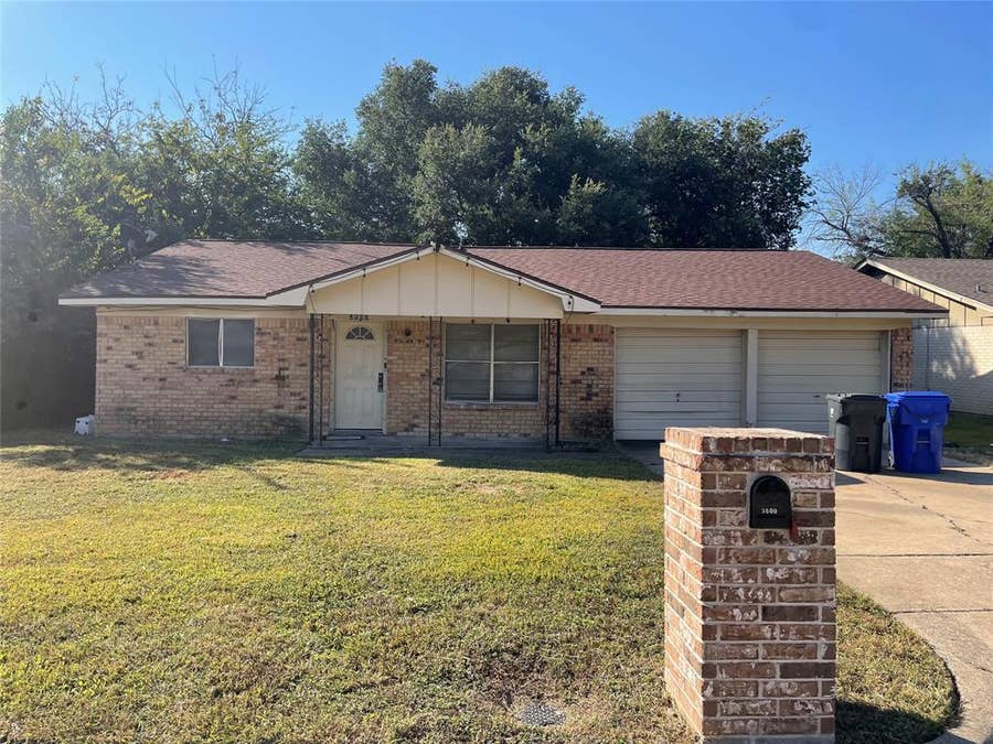 Property photo for 3600 Kenwood Street, Waco, TX