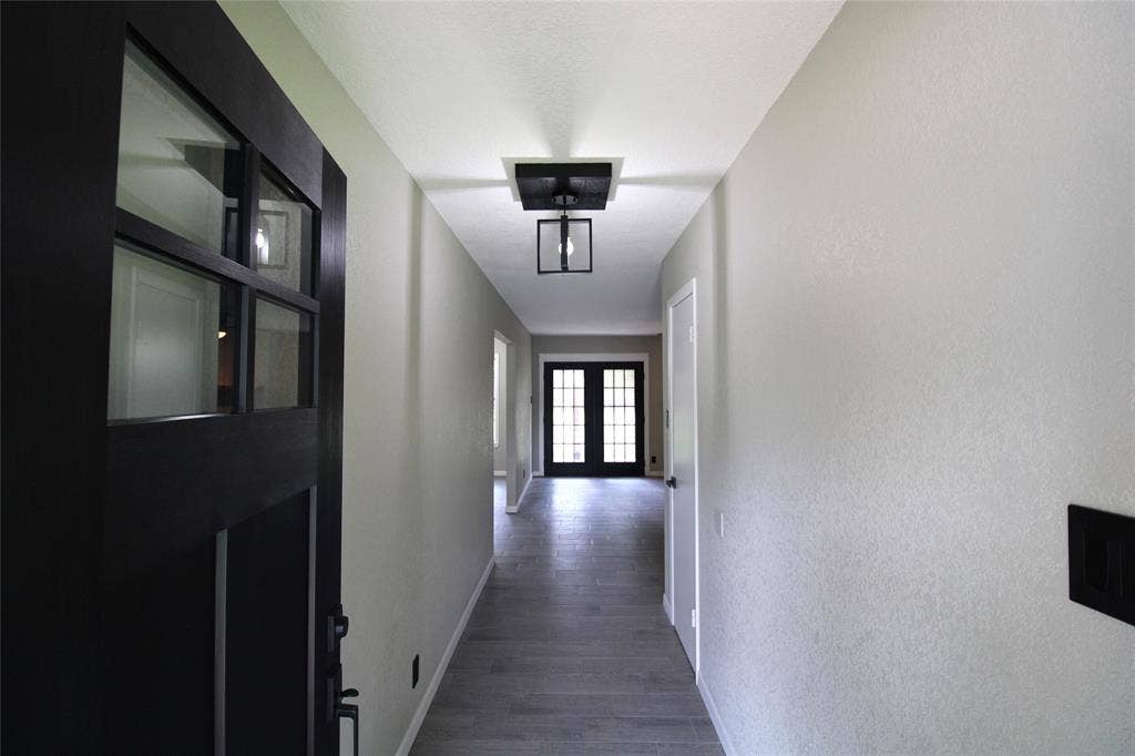 818 E Clinton, Athens, TX 75751
