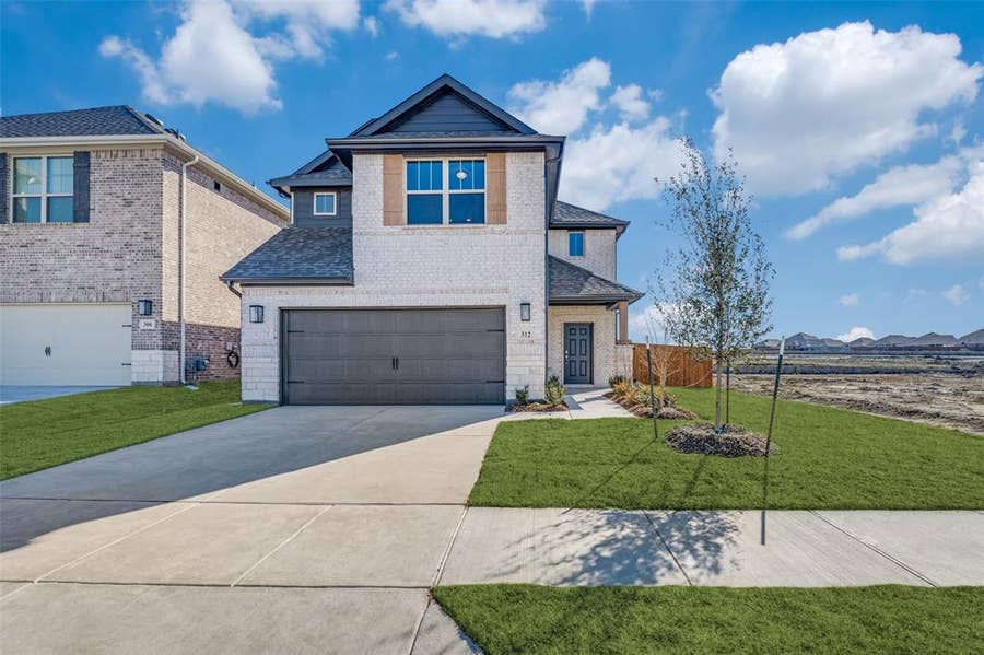 Property photo for 312 Silent Pond Park, Lavon, TX