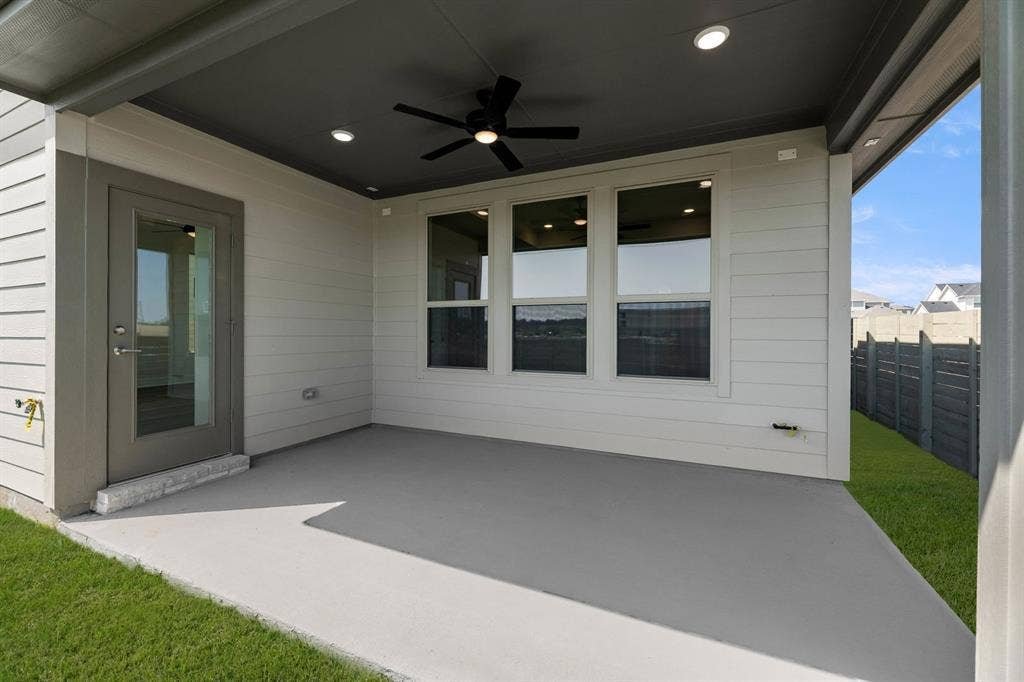 1628 Ginger-Patio-1