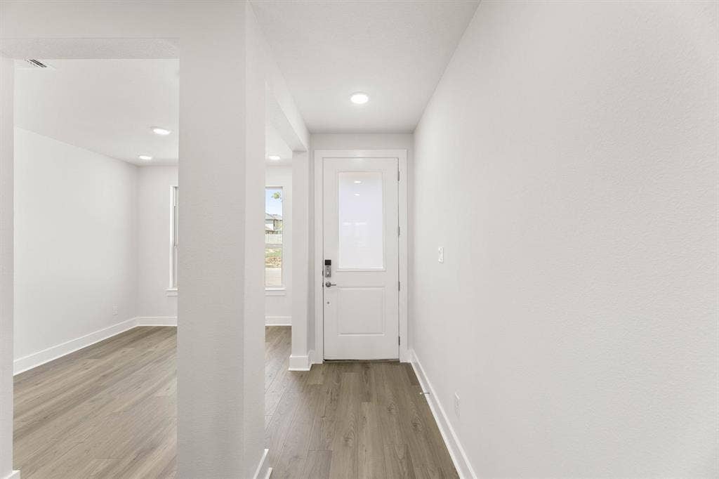 1628 Ginger-Entry-1