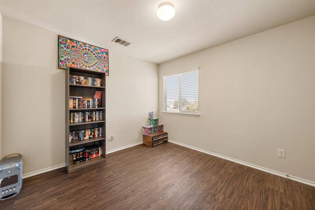 6544 Mundo Drive, Waco, TX 76712 6544 Mundo Drive, Waco, TX 76712