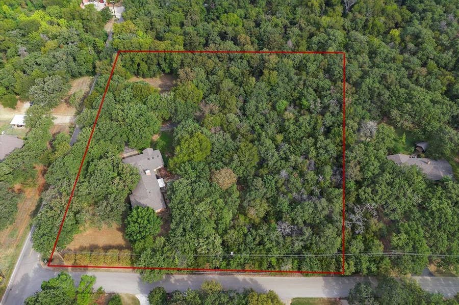 Property photo for 813 Shady Lane, Southlake, TX