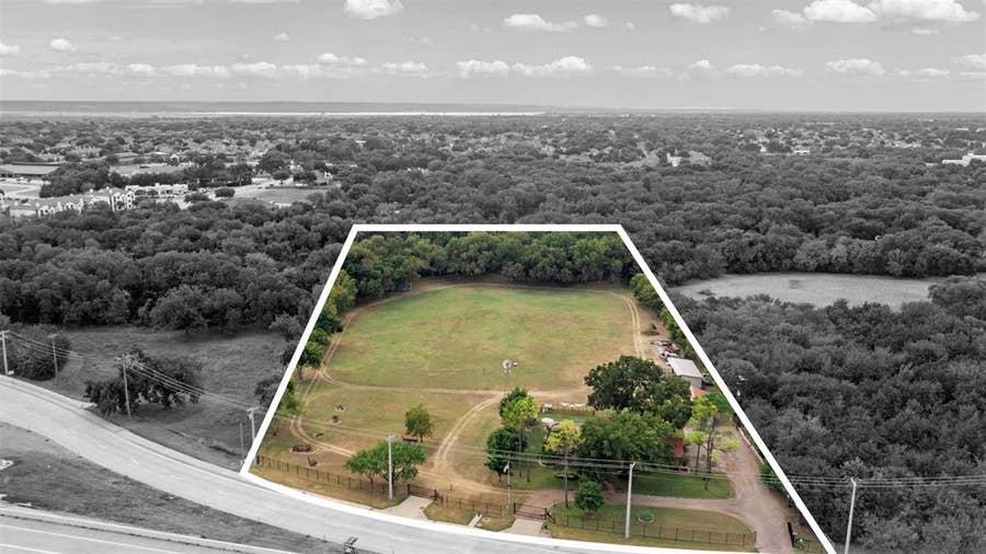 Property photo for 1009 W Interstate 20, Grand Prairie, TX