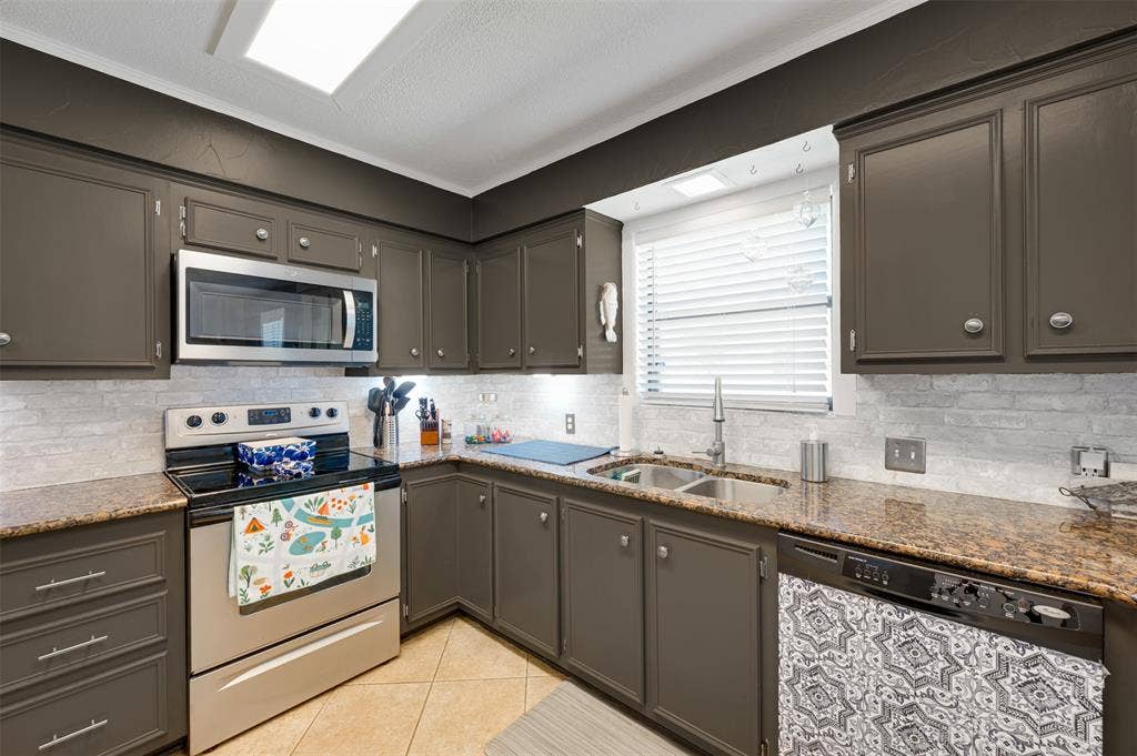 536 Wildewood Drive, Chandler, TX 75758 536 Wildewood Drive, Chandler, TX 75758