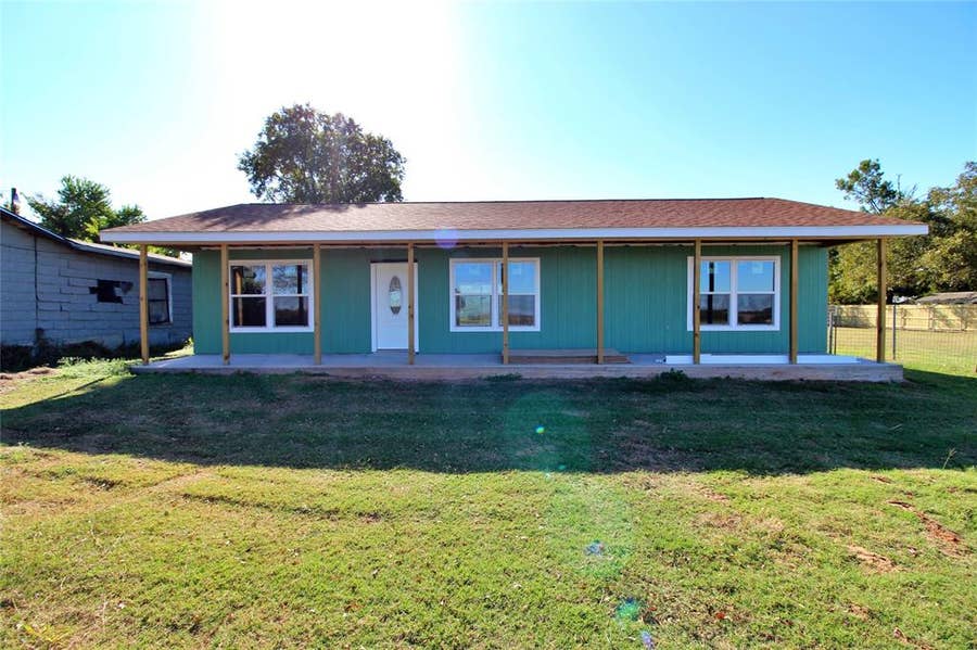 Property photo for 710 E Burleson Avenue, Mart, TX