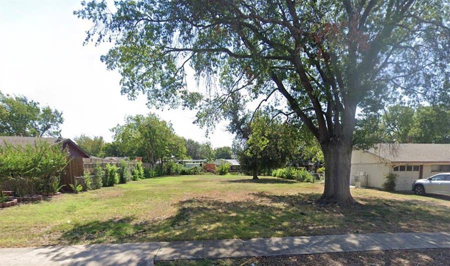 Property photo for 13904 Heartside Place, Farmers Branch, TX