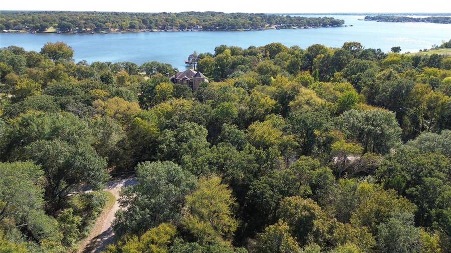 Property photo for 199 Coahoma Street, Mabank, TX