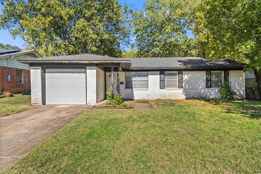 Property photo for 4201 Huaco Lane, Waco, TX