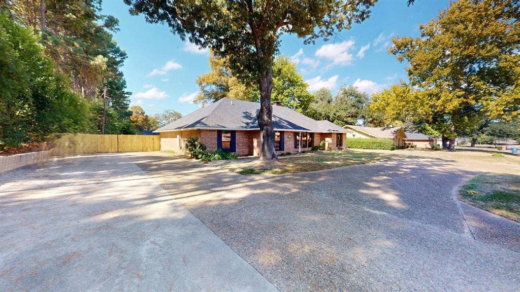 1110 Mill Run Road, Athens, TX 75751 1110 Mill Run Road, Athens, TX 75751