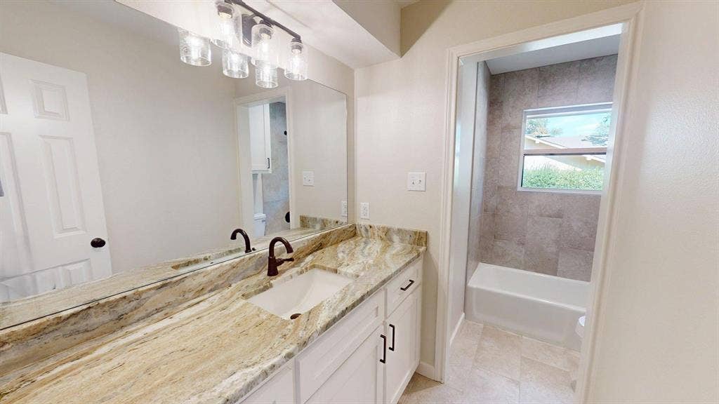 1110 Mill Run Road, Athens, TX 75751 1110 Mill Run Road, Athens, TX 75751