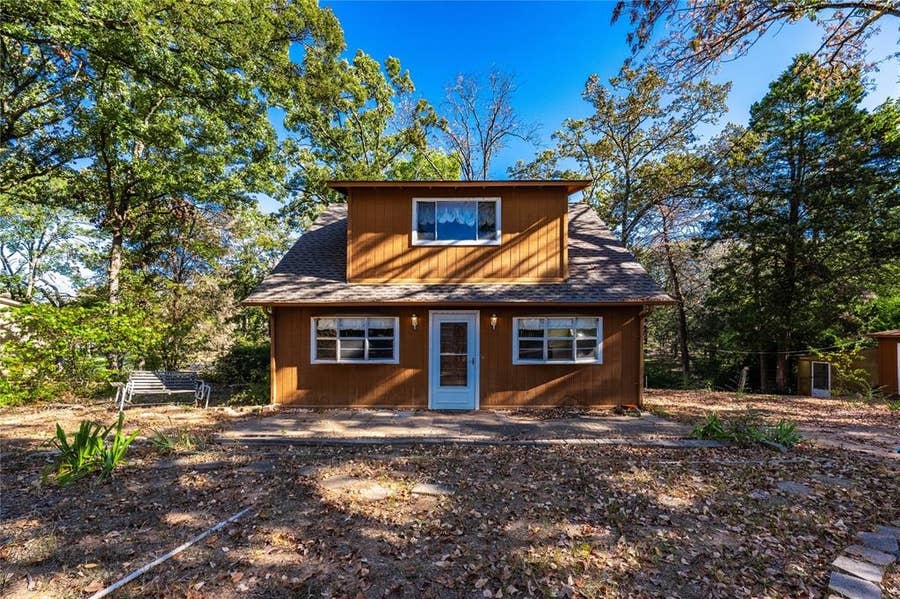Property photo for 114 Lowe Drive, Mabank, TX