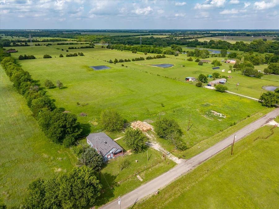 Property photo for 728 County Road 1001, Greenville, TX