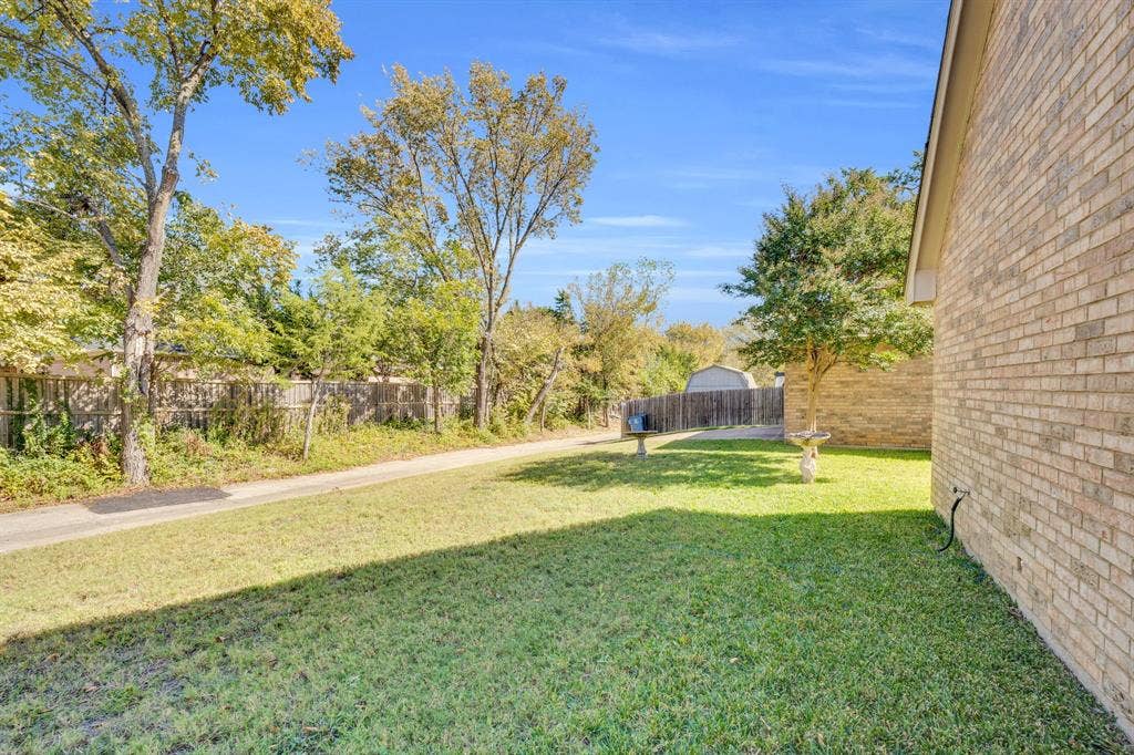 1713 Turtle Point Drive, DeSoto, TX 75115