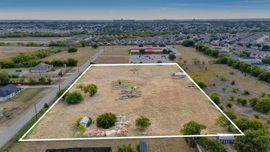 Property photo for 5921 Hereford Drive, Fort Worth, TX