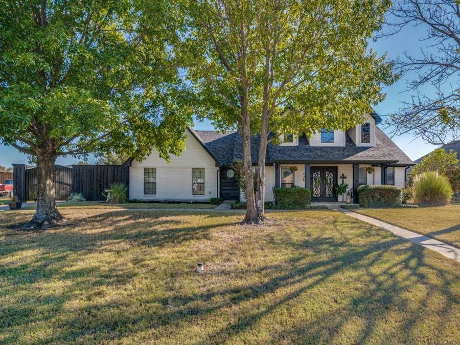 Property photo for 119 Fairway Lane, Crandall, TX
