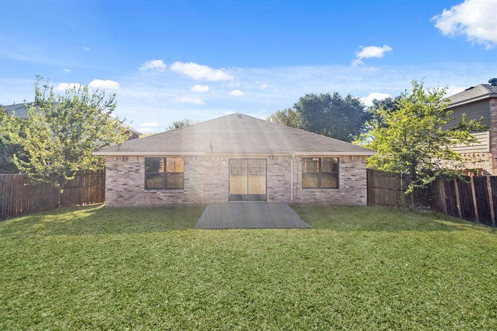 5968 Waterford Drive, Grand Prairie, TX 75052 5968 Waterford Drive, Grand Prairie, TX 75052