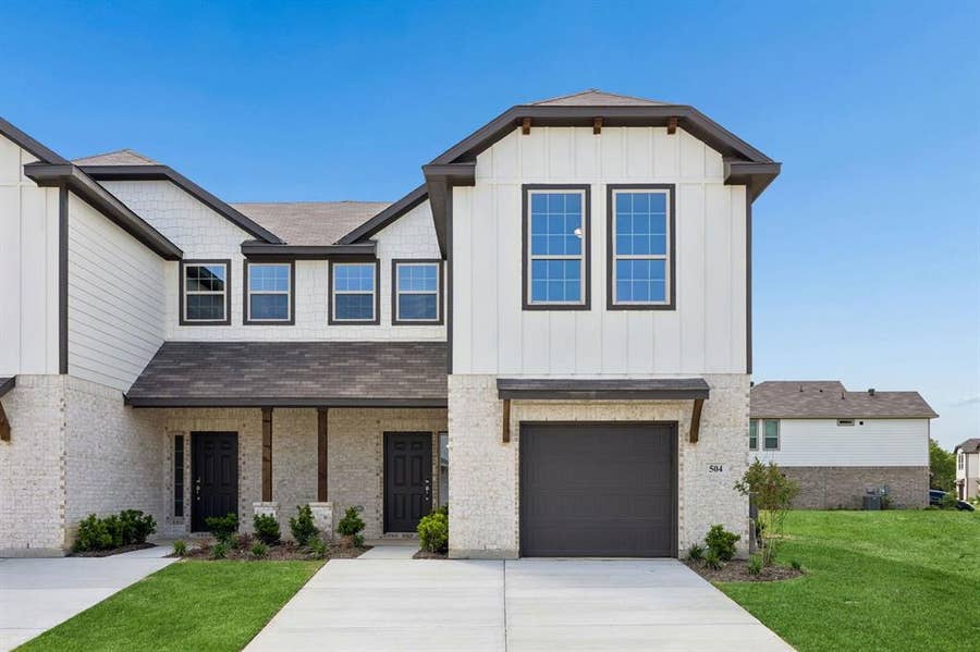 Property photo for 504-506 Mockingbird Lane, Denton, TX