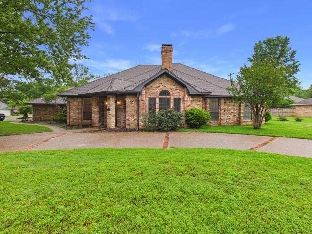 1178 E Oval Drive, Athens, TX 75751 1178 E Oval Drive, Athens, TX 75751