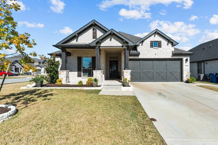 Property photo for 532 Crystal Clear Lane, Princeton, TX