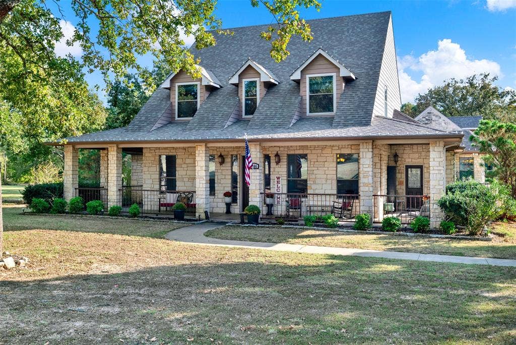 1166 Winding Wood Trail, Scurry, TX 75158 Welcome Home!
