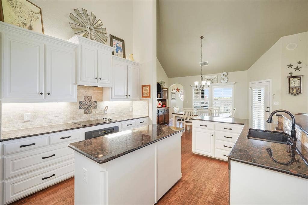 6124 High Meadows Drive, Krum, TX 76249