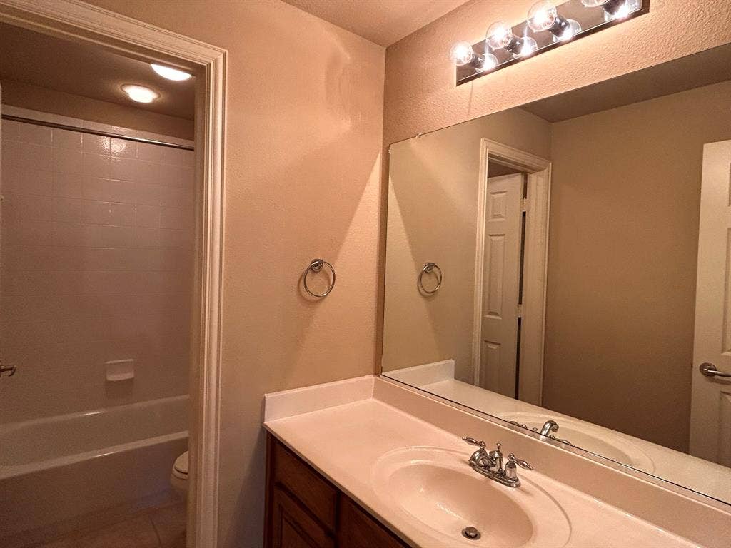 6794 Calm Meadow Drive, Frisco, TX 75035 6794 Calm Meadow Drive, Frisco, TX 75035