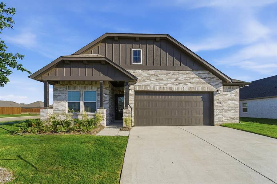 Property photo for 209 Charismatic Road, Waxahachie, TX
