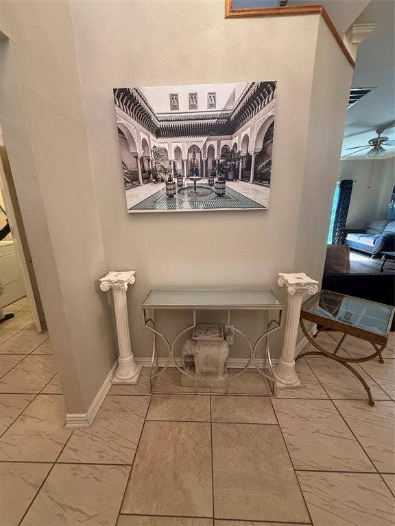 10216 Big Thicket Drive, Dallas, TX 75217 Detailed view of a ceiling fan and washer / clothes dryer