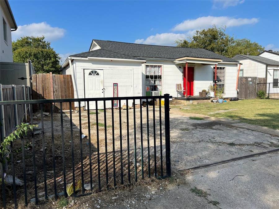 Property photo for 4423 Hopkins Avenue, Dallas, TX