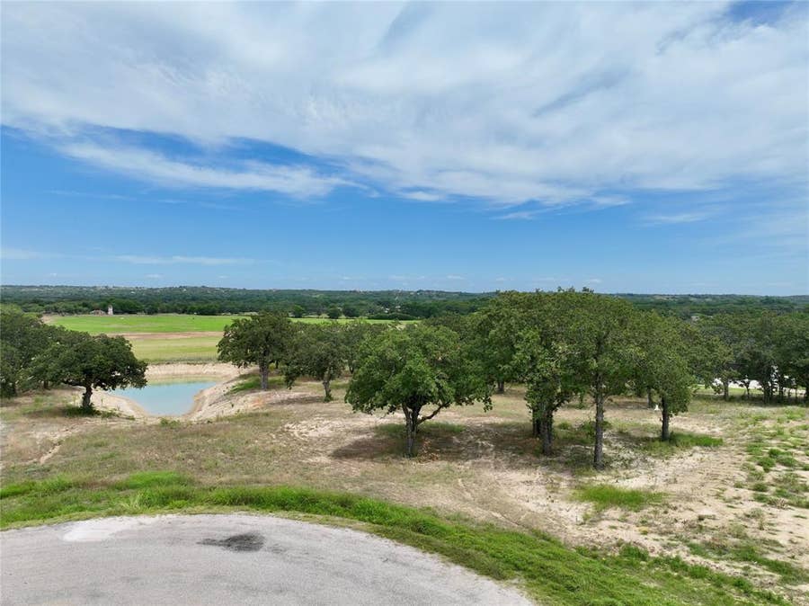 Property photo for 200 Sorrel Lane, Weatherford, TX