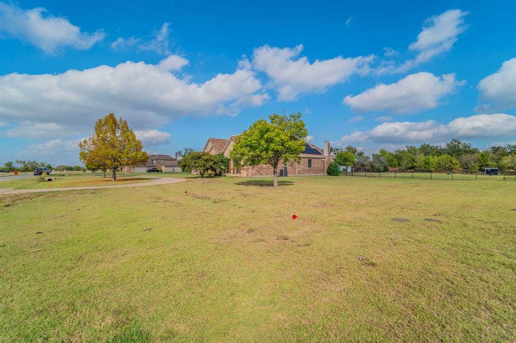 5229 Horseshoe Lane, Royse City, TX 75189 The other side view.