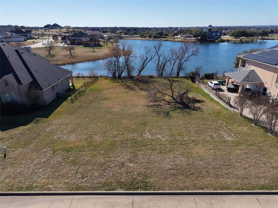 Property photo for 307 Golden Pond Drive, Cedar Hill, TX