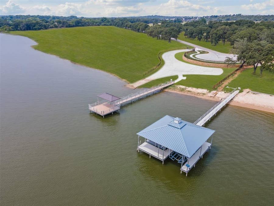 Property photo for 1548 Park Street, Azle, TX