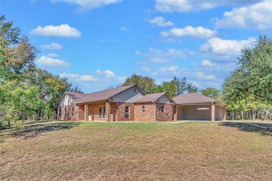 Property photo for 556 Wildwood Trail, Lorena, TX