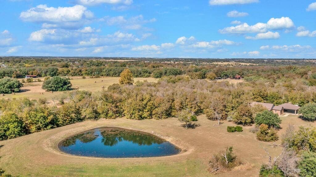 556 Wildwood Trail, Lorena, TX 76655 Aerial view of a large body of water