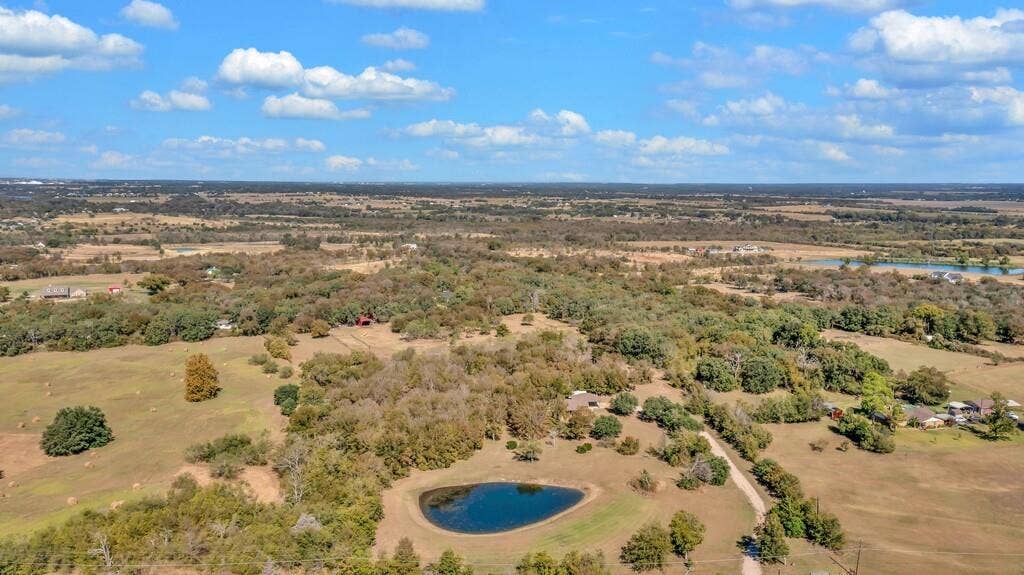 556 Wildwood Trail, Lorena, TX 76655 Aerial view of a large body of water