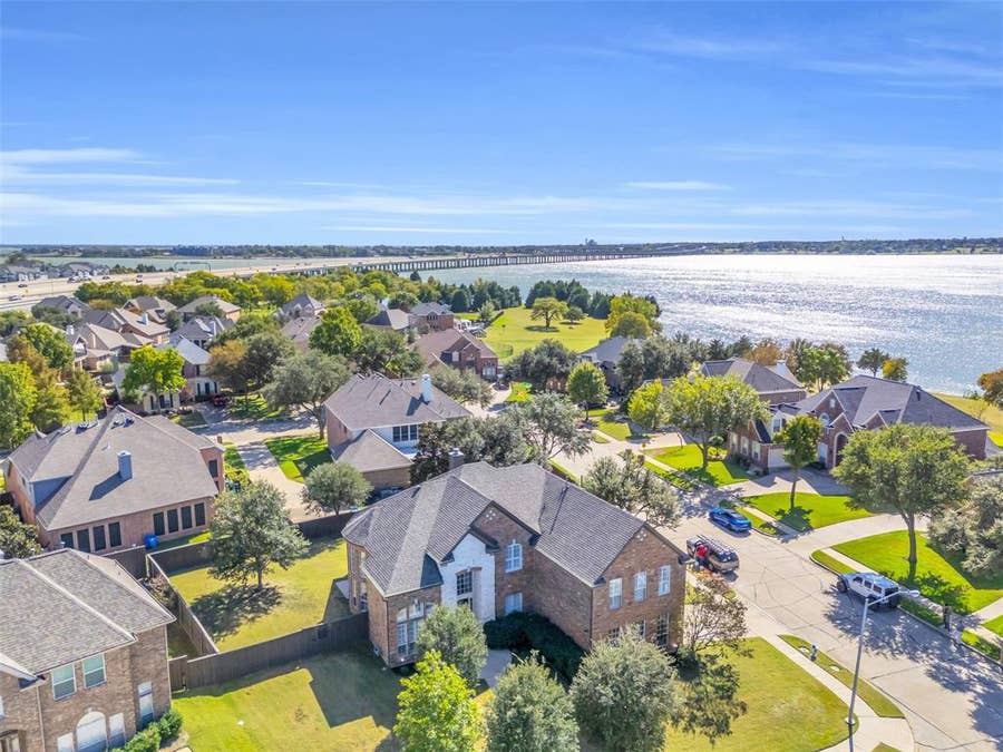 Property photo for 4306 Mitchell Lane, Rowlett, TX