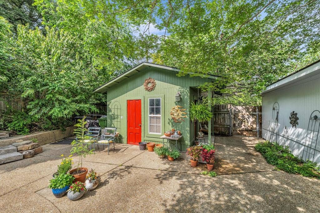 5601 Woodcastle Street, Waco, TX 76710