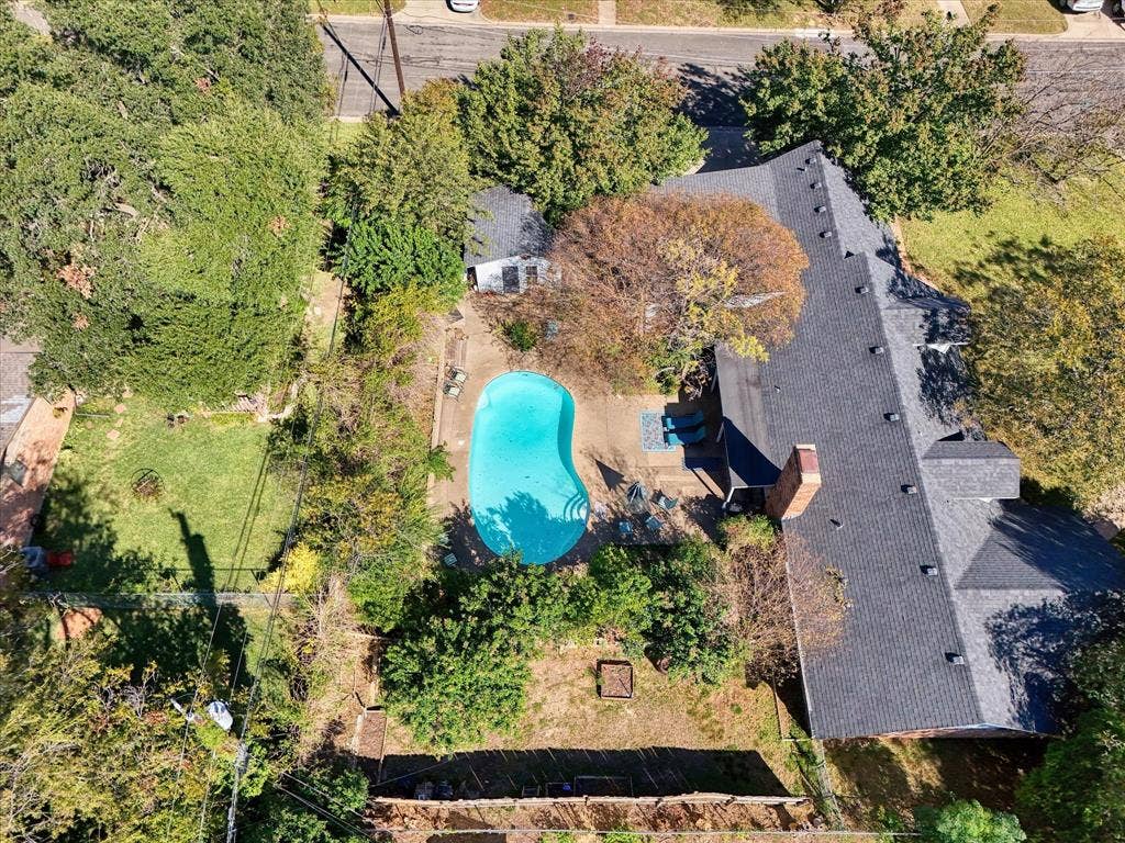 Bird's eye view of a pool
