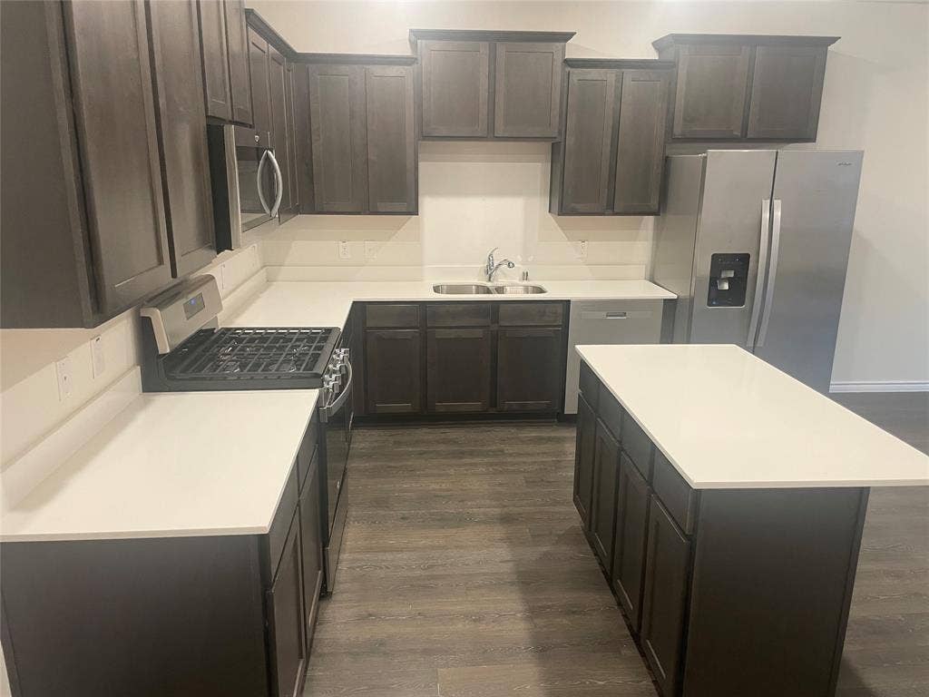 2021 Crooked Bow Drive, Mesquite, TX 75149