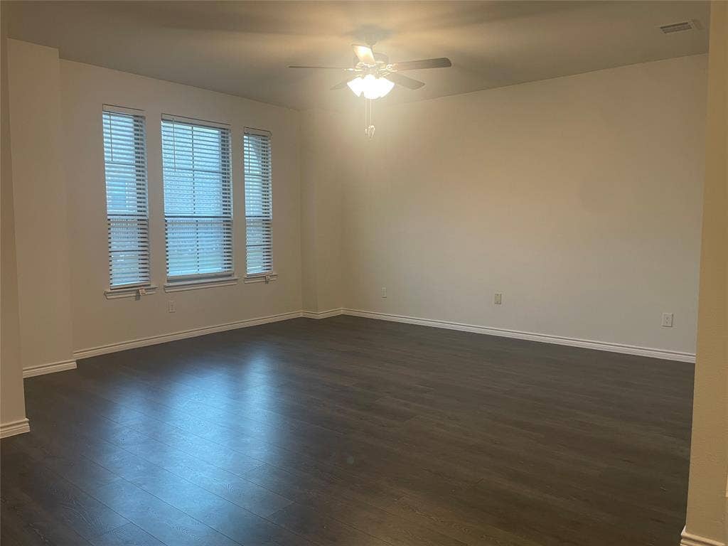 2021 Crooked Bow Drive, Mesquite, TX 75149