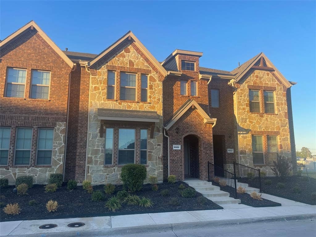 2021 Crooked Bow Drive, Mesquite, TX 75149