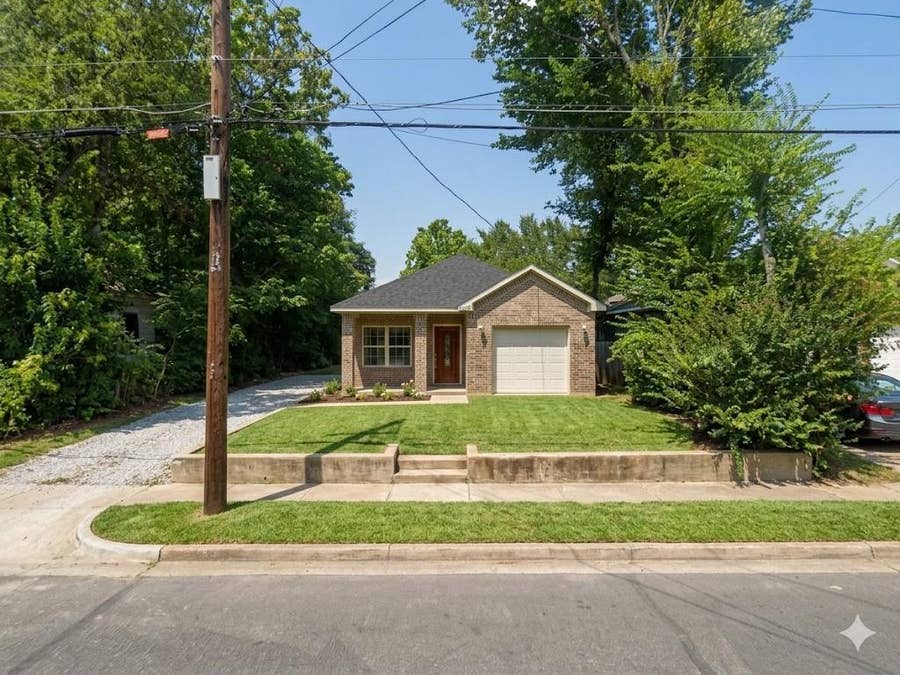 Property photo for 2633 Macon Street, Dallas, TX