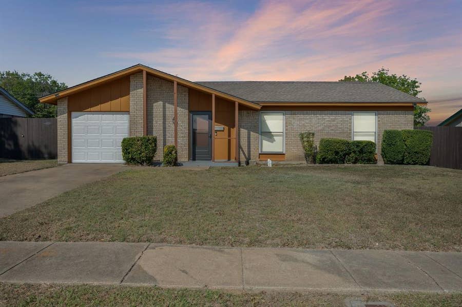 Property photo for 507 Katherine Court, Duncanville, TX